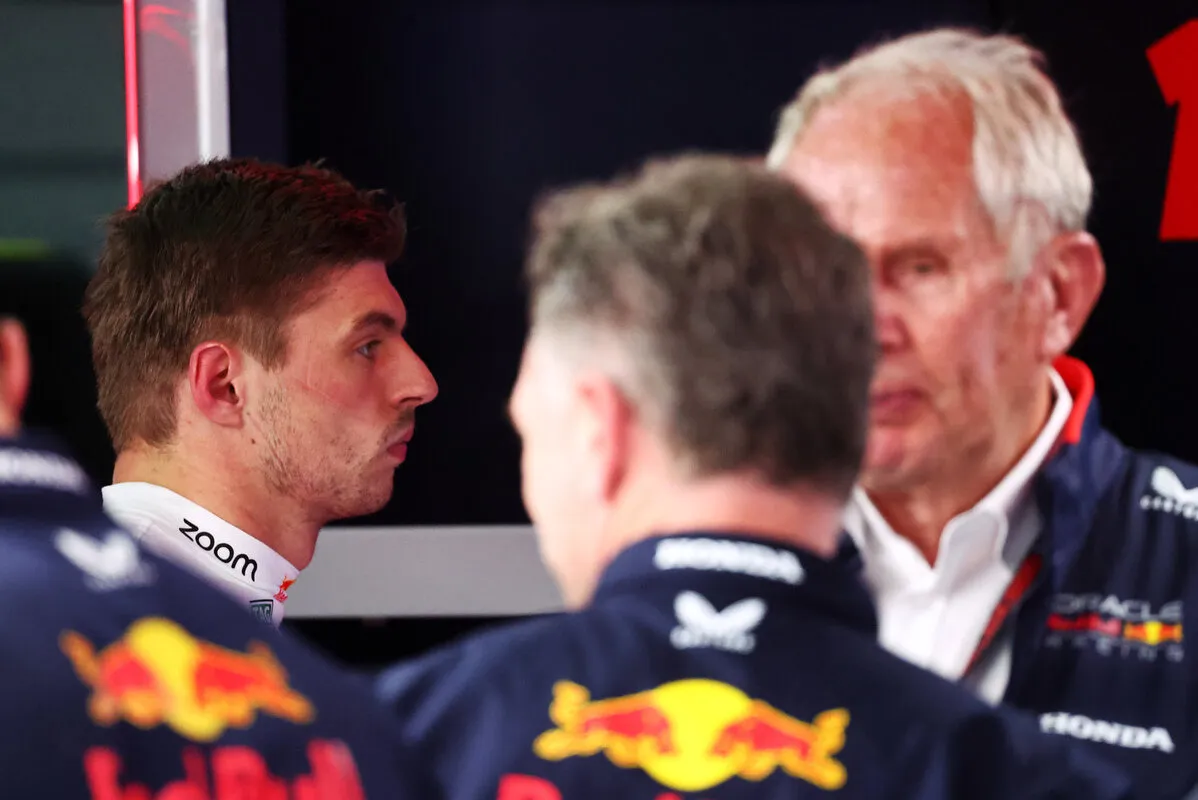 Konflik Red Bull Memanas: Helmut Marko Kecam Otobiografi Chris Horner