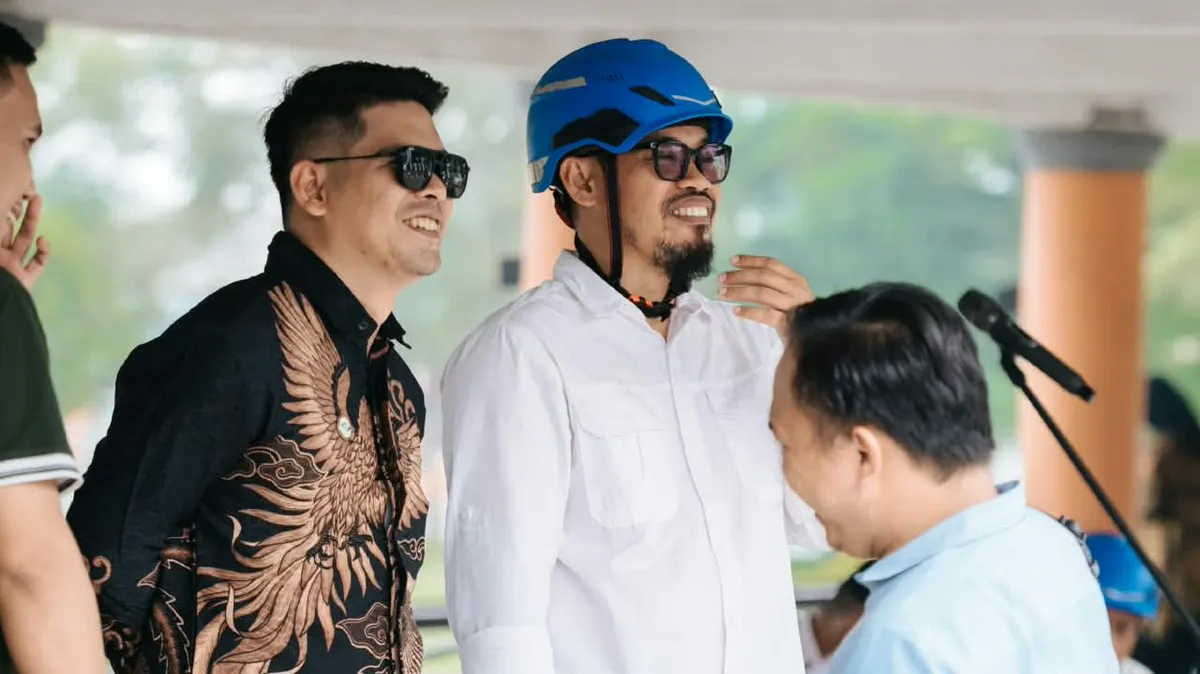 Pemkab Pandeglang dan APJII Banten Rapikan Kabel Fiber Optik