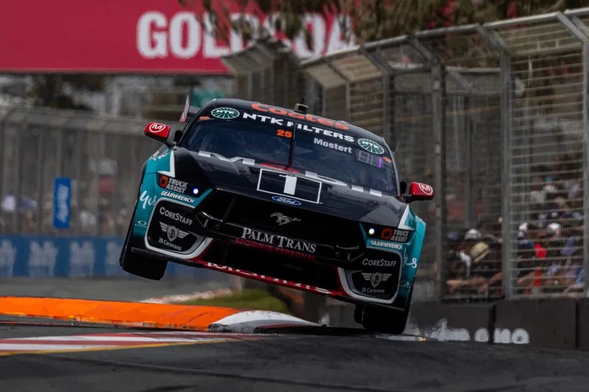 Menangkan Tiket VIP Gold Coast 500 Bersama Coates