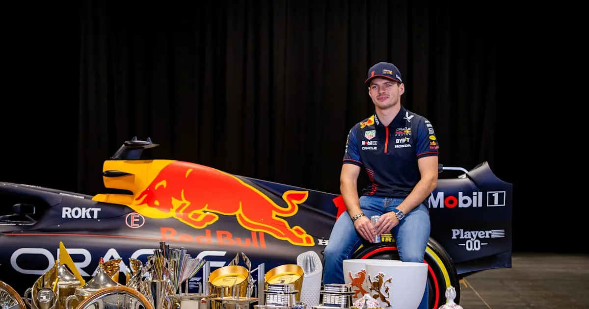 Kemenangan Perdana Max Verstappen di Singapura dan Sisa Trofi yang Belum Diraih