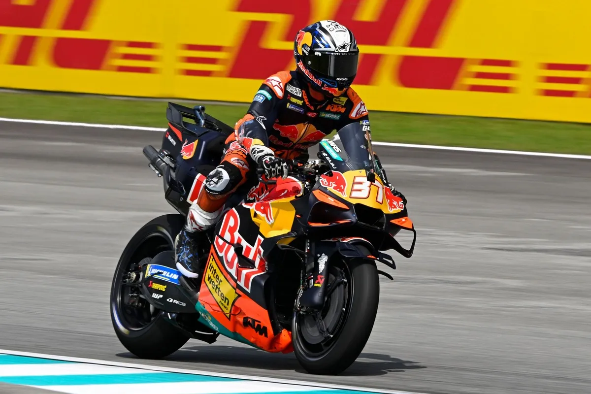 Pedro Acosta Menang Dramatis di Sprint MotoGP Malaysia Sepang
