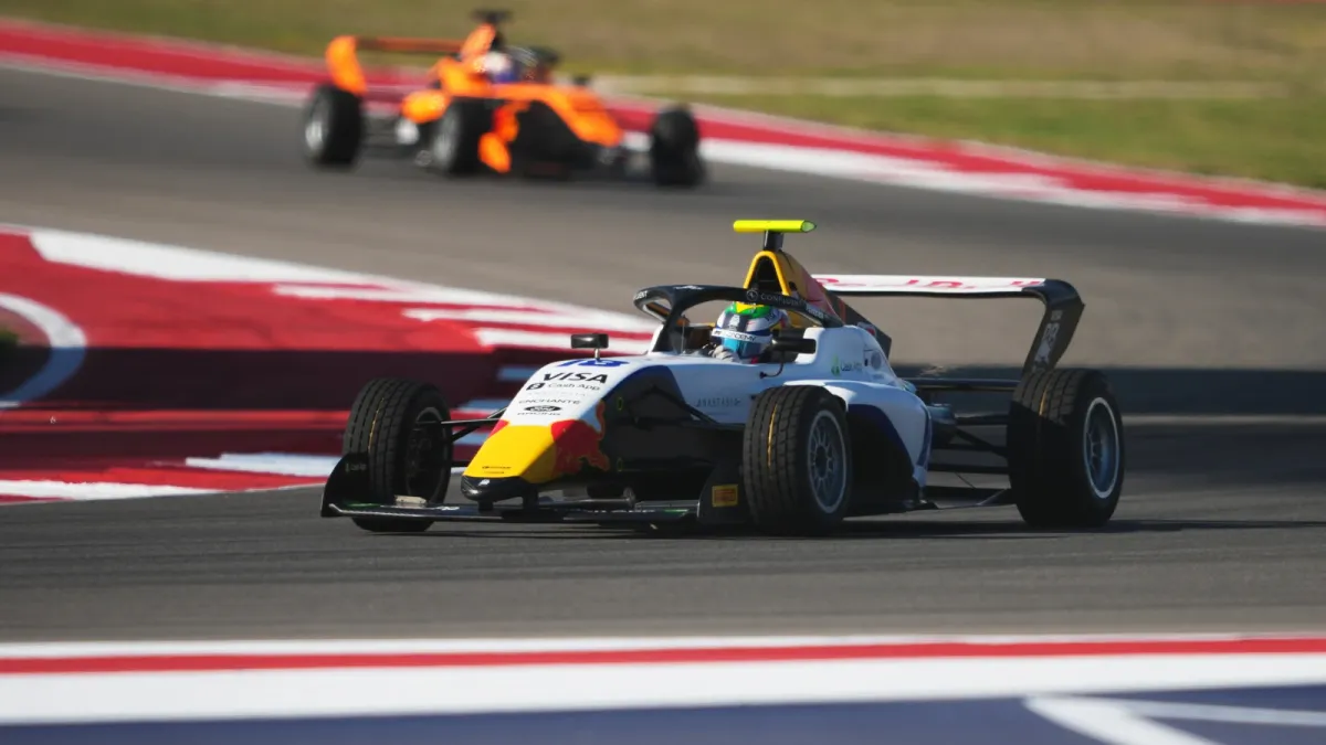 Nina Gademan Menangi Feature Race F1 Academy di Austin