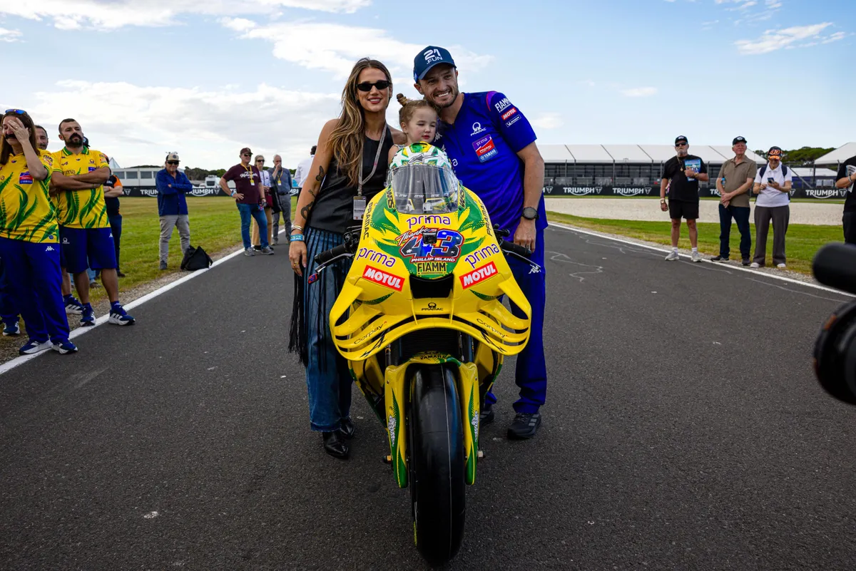 Livery Khusus Hijau Emas Buat Jack Miller Menangis di Phillip Island