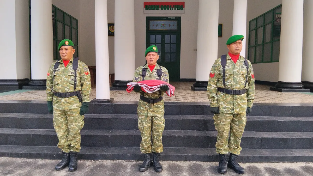 Kodim 0601/Pandeglang Gelar Upacara Bendera Perkuat Disiplin dan Profesionalisme Prajurit