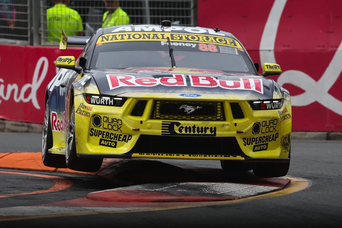 Broc Feeney Menangi Seri Penutup Gold Coast di Tengah Kontroversi