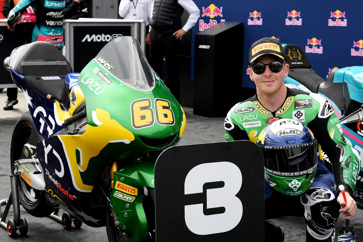 Veda Pratama Ukir Sejarah Rebut Pole Position Moto3 Australia