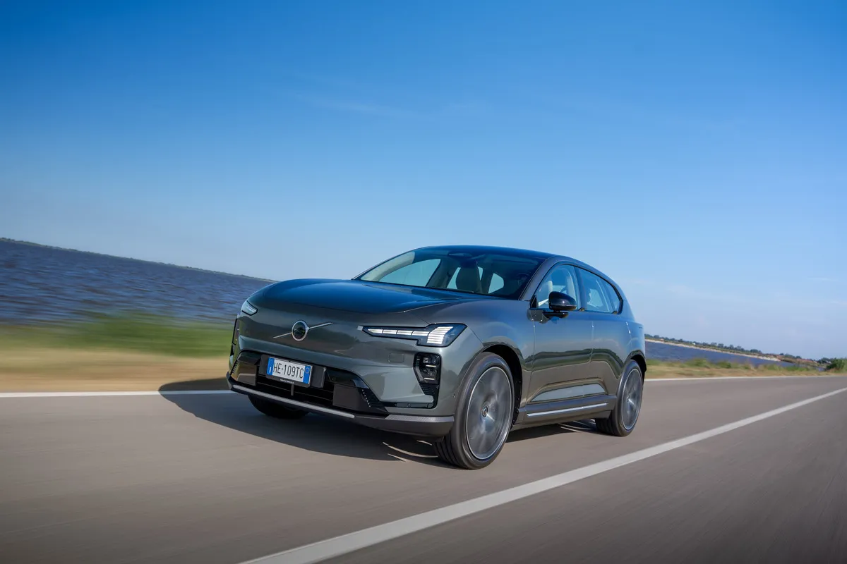 Volvo Siapkan SUV Listrik Baru di Eropa pada 2027