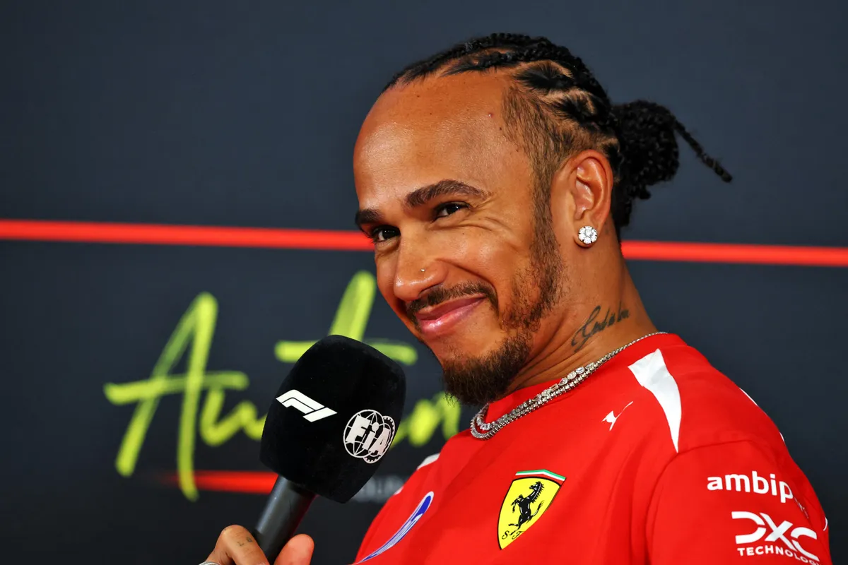 Hamilton Isyaratkan Perpanjang Karier F1 Demi GP Rwanda