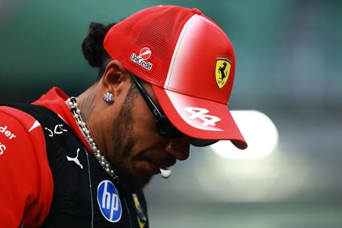 Kesalahan Strategi GP Singapura Runtuhkan Peluang Podium Hamilton