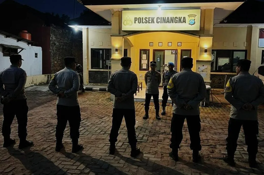 Patroli KRYD Polsek Cinangka Perketat Keamanan Warga