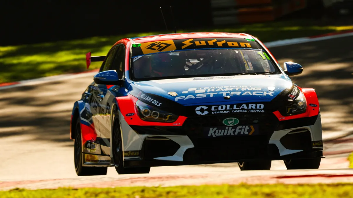 Ricky Collard Akhirnya Raih Kemenangan Perdana BTCC di Brands Hatch
