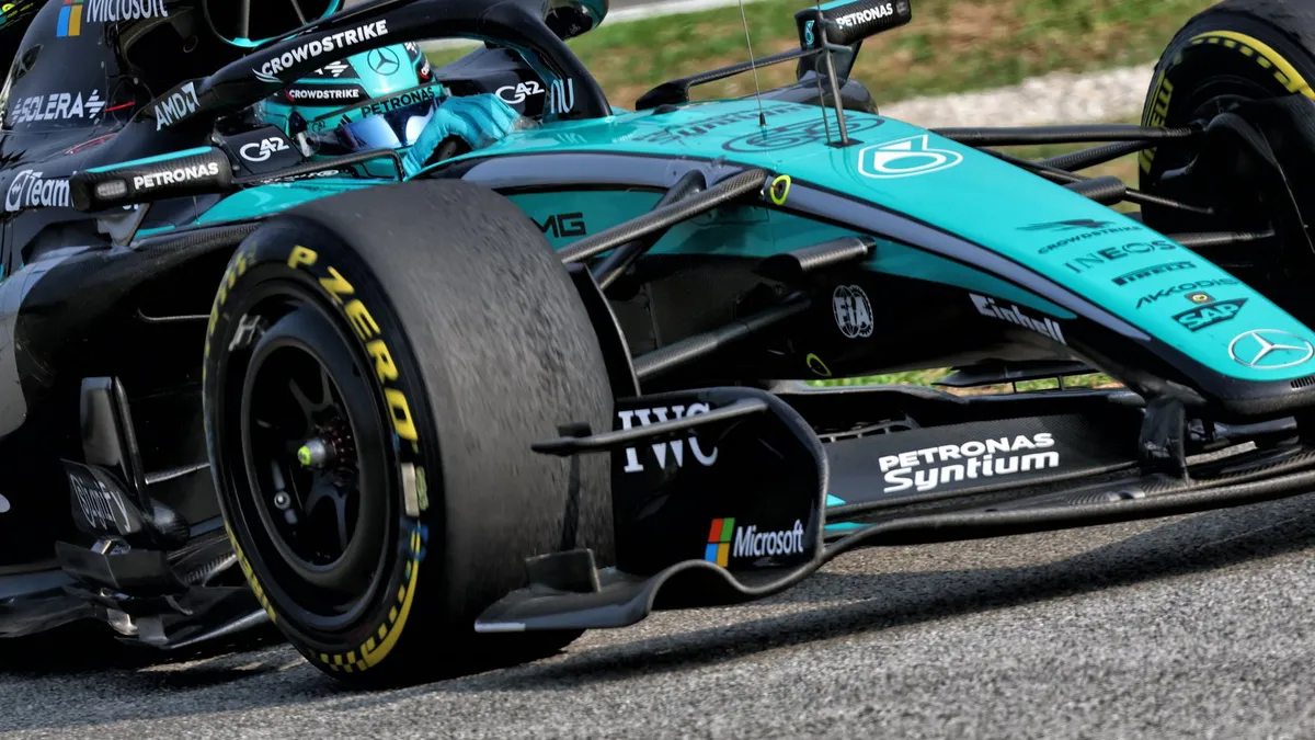 Russell Beri Penilaian Awal Upgrade Mercedes di F1 Bahrain 2026