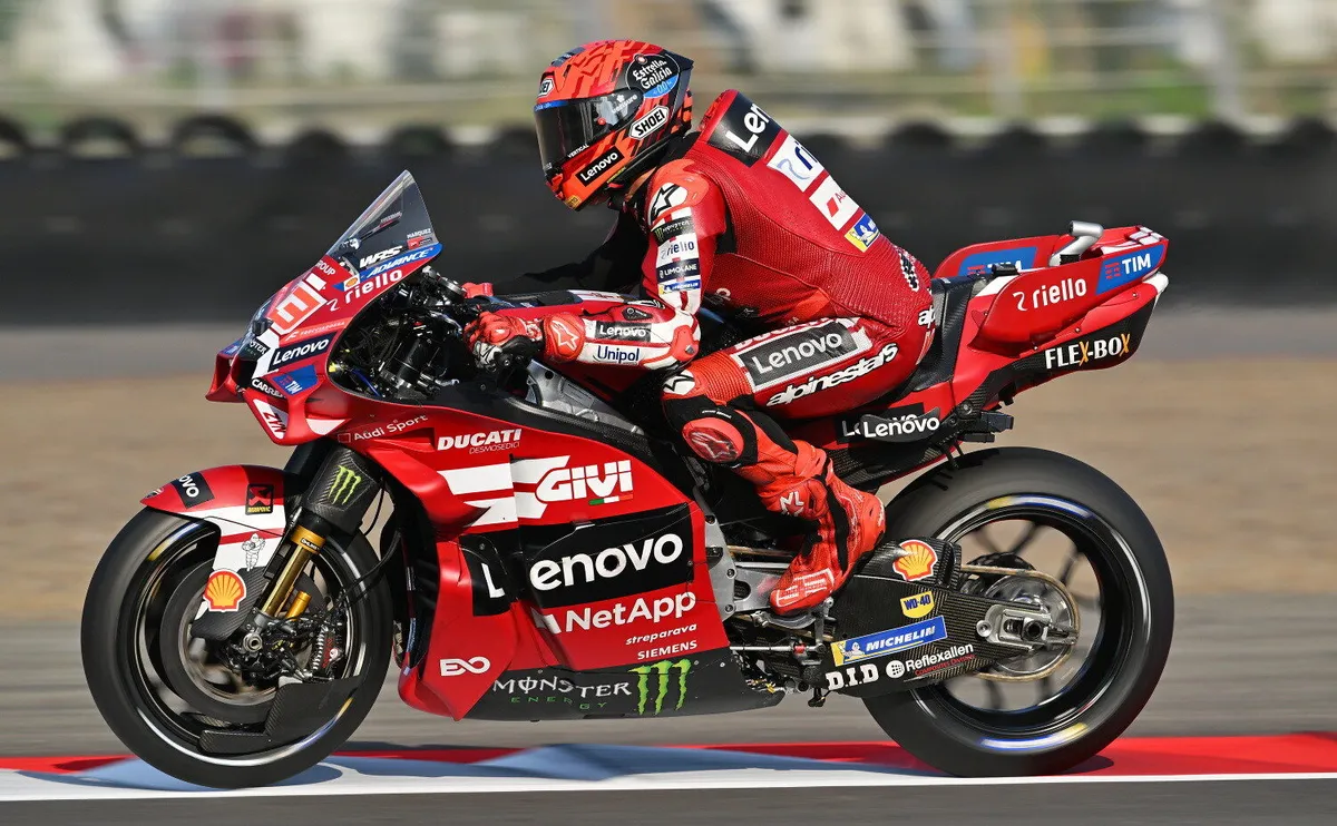 Max Biaggi Sebut Marc Marquez Pembalap Paling Menakutkan di MotoGP