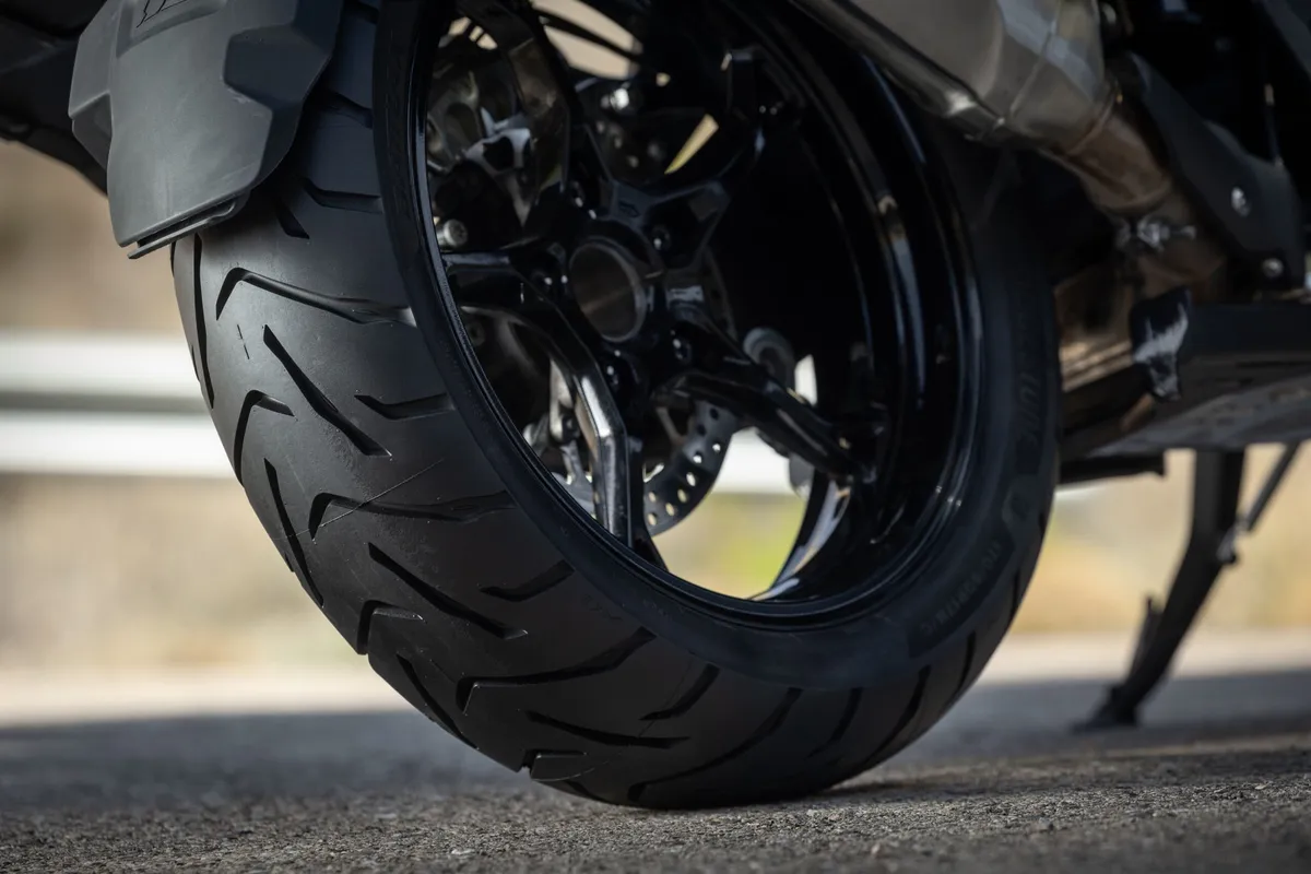 Bridgestone Rilis Battlax A42: Umur Ban Naik 25 Persen