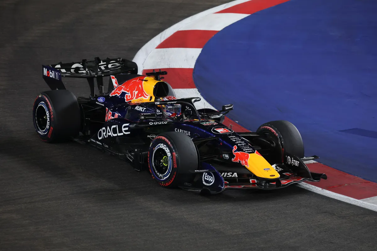 Max Verstappen Kuasai GP Singapura, Kimi Antonelli Raih Podium
