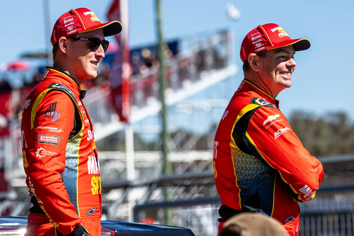 Lowndes Sanjung Debut Gemilang Bayley Hall di Bathurst 1000