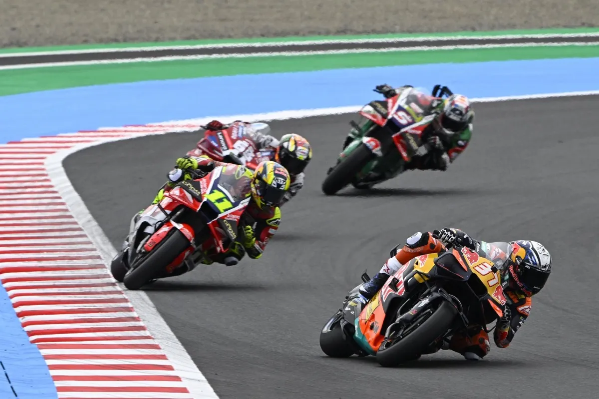 Pedro Acosta Usulkan Solusi Sederhana Aturan Tekanan Ban MotoGP