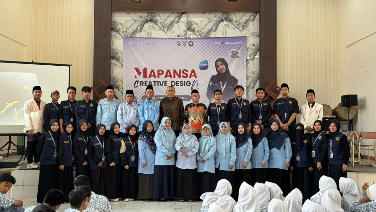 Mahasiswa UIN SMH Banten Bekali Siswa MAN 1 Pandeglang Desain Grafis
