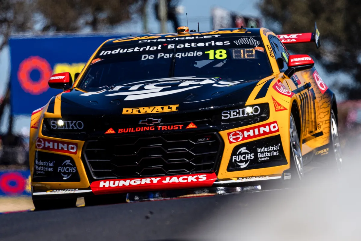 Kehabisan Bahan Bakar di Lap Terakhir, De Pasquale Sesali Kekalahan Pahit Bathurst 1000