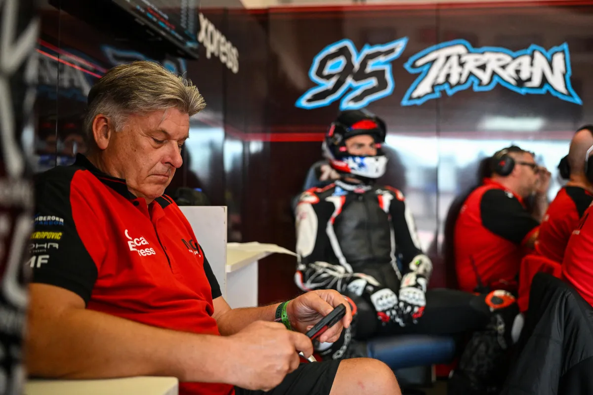 MGM Optical Express Racing Resmi Tinggalkan WorldSBK
