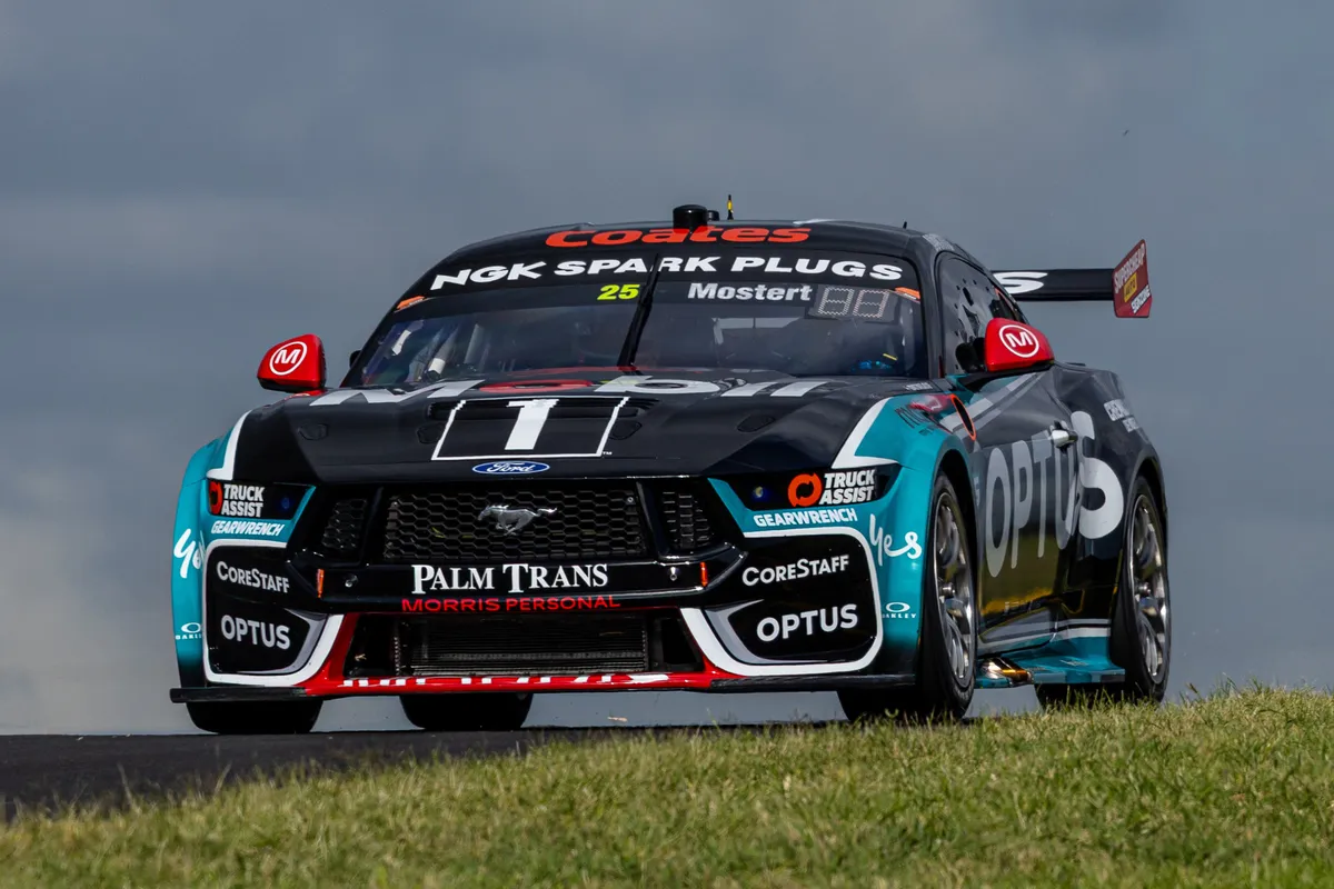 Chaz Mostert Kembali Gunakan Sasis Bekas Mustang di Gold Coast