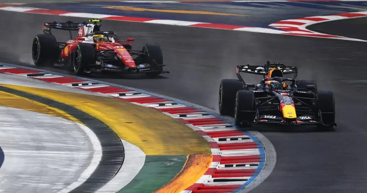 Max Verstappen Menangi Sprint GP Singapura Penuh Hujan dan Insiden