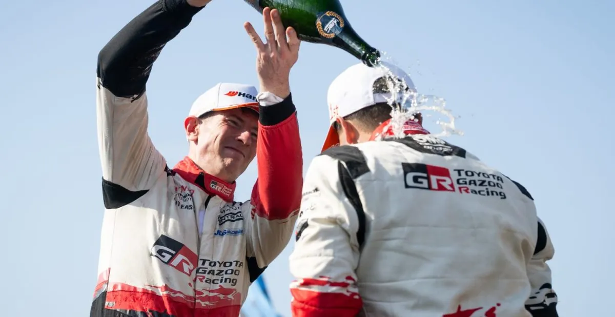 Penyambutan Spektakuler Elfyn Evans di Kota Asalnya Wales