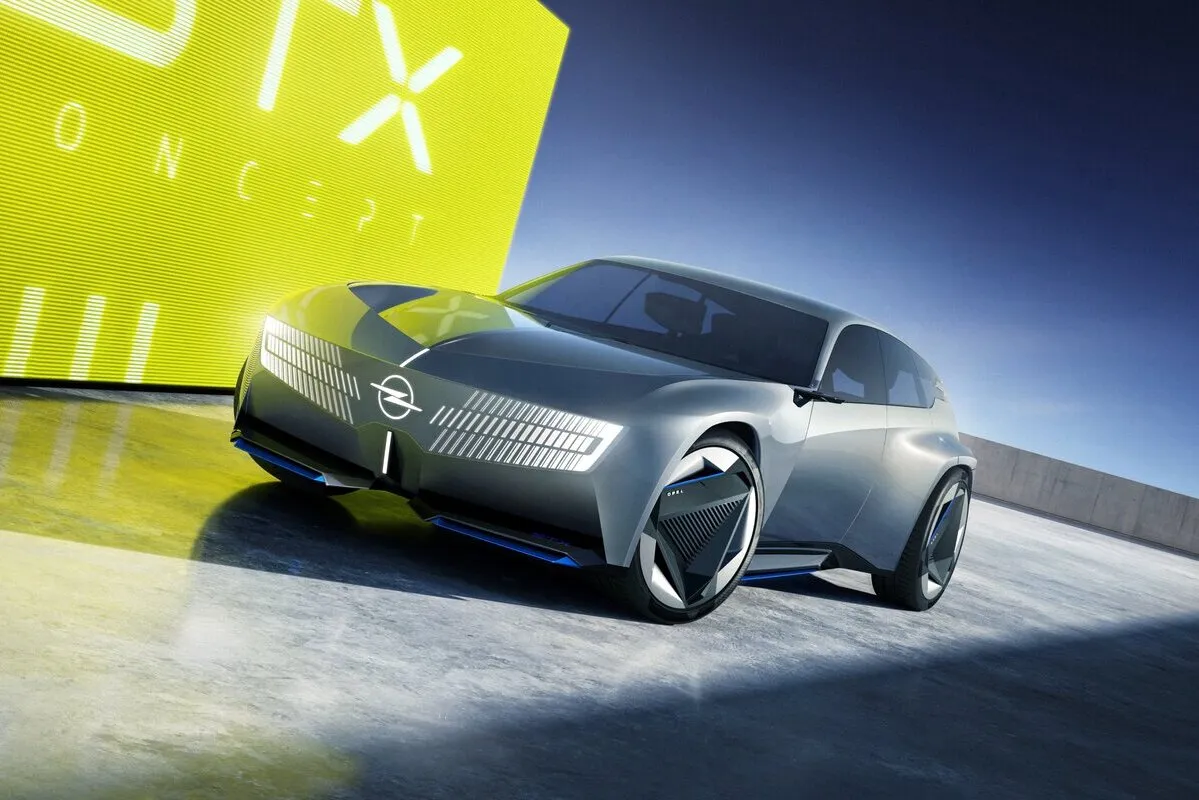 Opel STX Concept Menggebrak Salone di Parigi, Ini Wujud Wagon Masa Depan