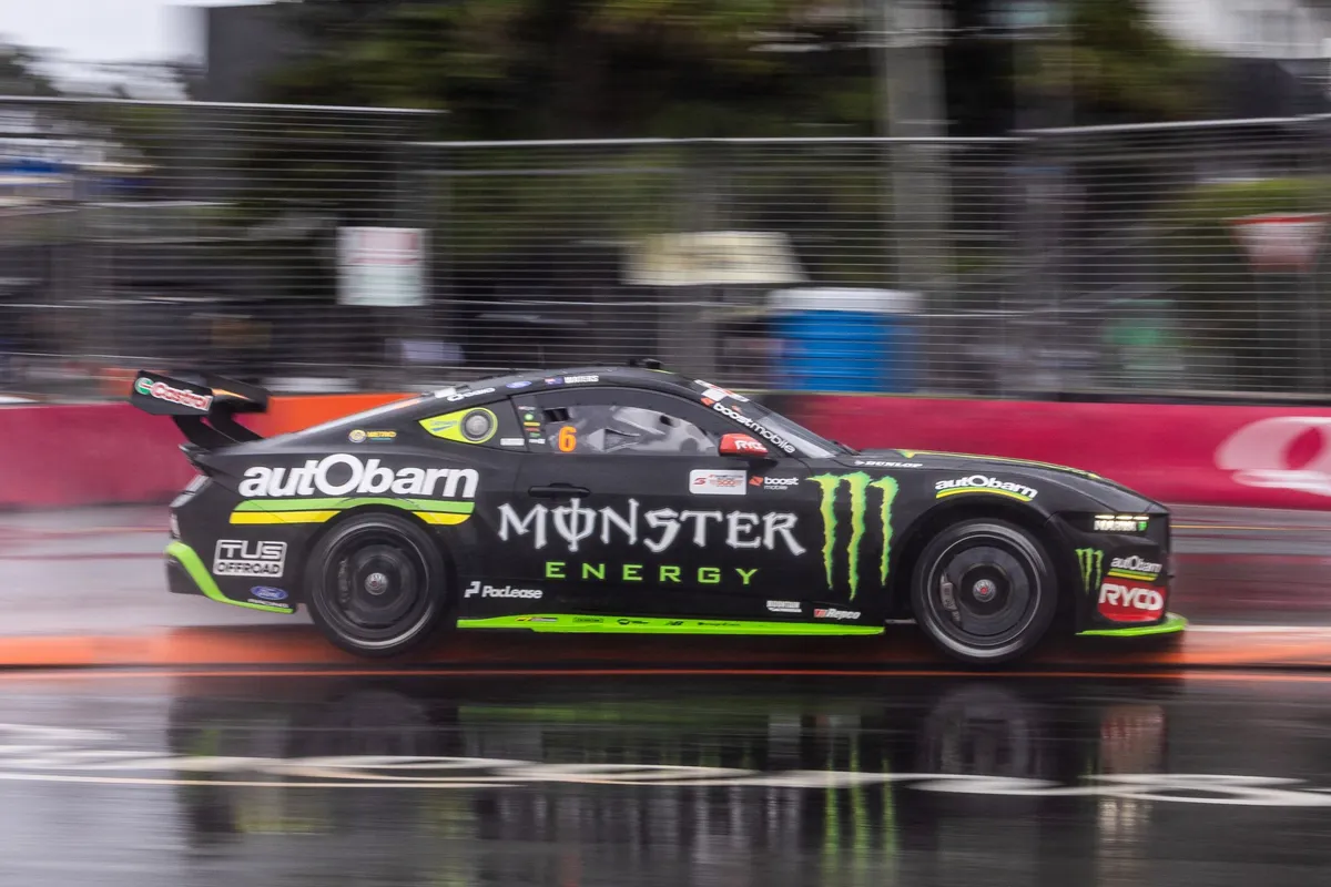 Waters Didiskualifikasi dari Sesi Shootout Gold Coast 500
