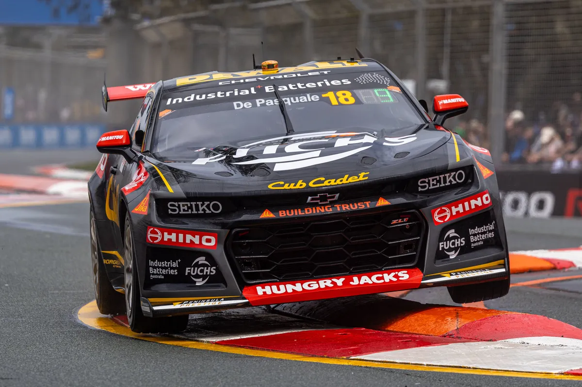 De Pasquale Rebut Pole Sementara Gold Coast, Brown Diselidiki