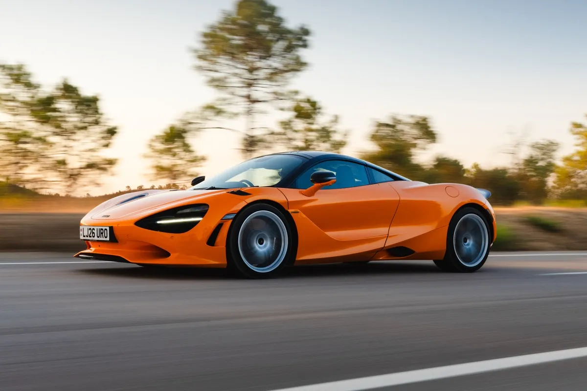 McLaren 750S Akhiri Produksi pada 2027 Tutup Era V8