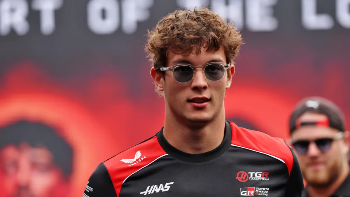Oliver Bearman Tegaskan Tidak Menyesal Tabrak Pierre Gasly