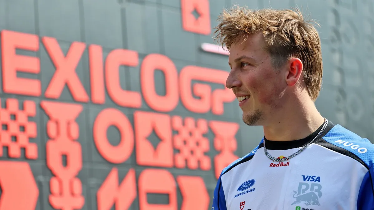 Racing Bulls Tanggapi Komentar Pedas Max Verstappen pada Liam Lawson