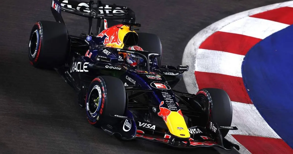 Max Verstappen Rebut Pole GP Singapura Kalahkan Rival