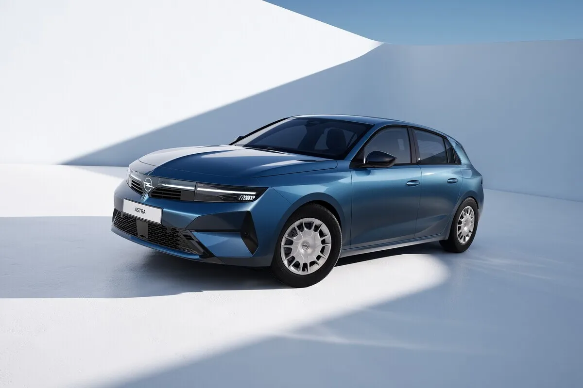 Opel Astra Rilis Varian Start, Harga Lebih Terjangkau