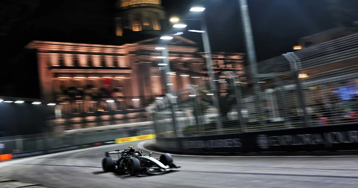 Kimi Antonelli Keteteran di Singapur dan Soroti Mobil Mercedes