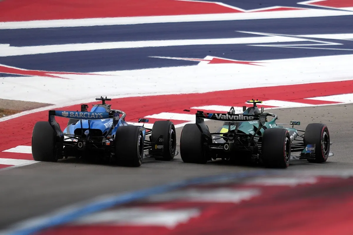 Alex Albon Bantah Kritik Fernando Alonso Soal Kualitas Pembalap F1