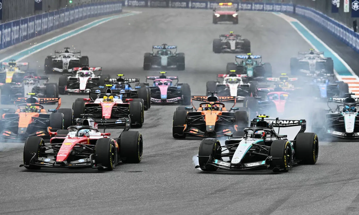Regulasi F1 2030: Mesin V8 Turbo, Pangkas Bobot 60 Kg, dan Opsi DRS