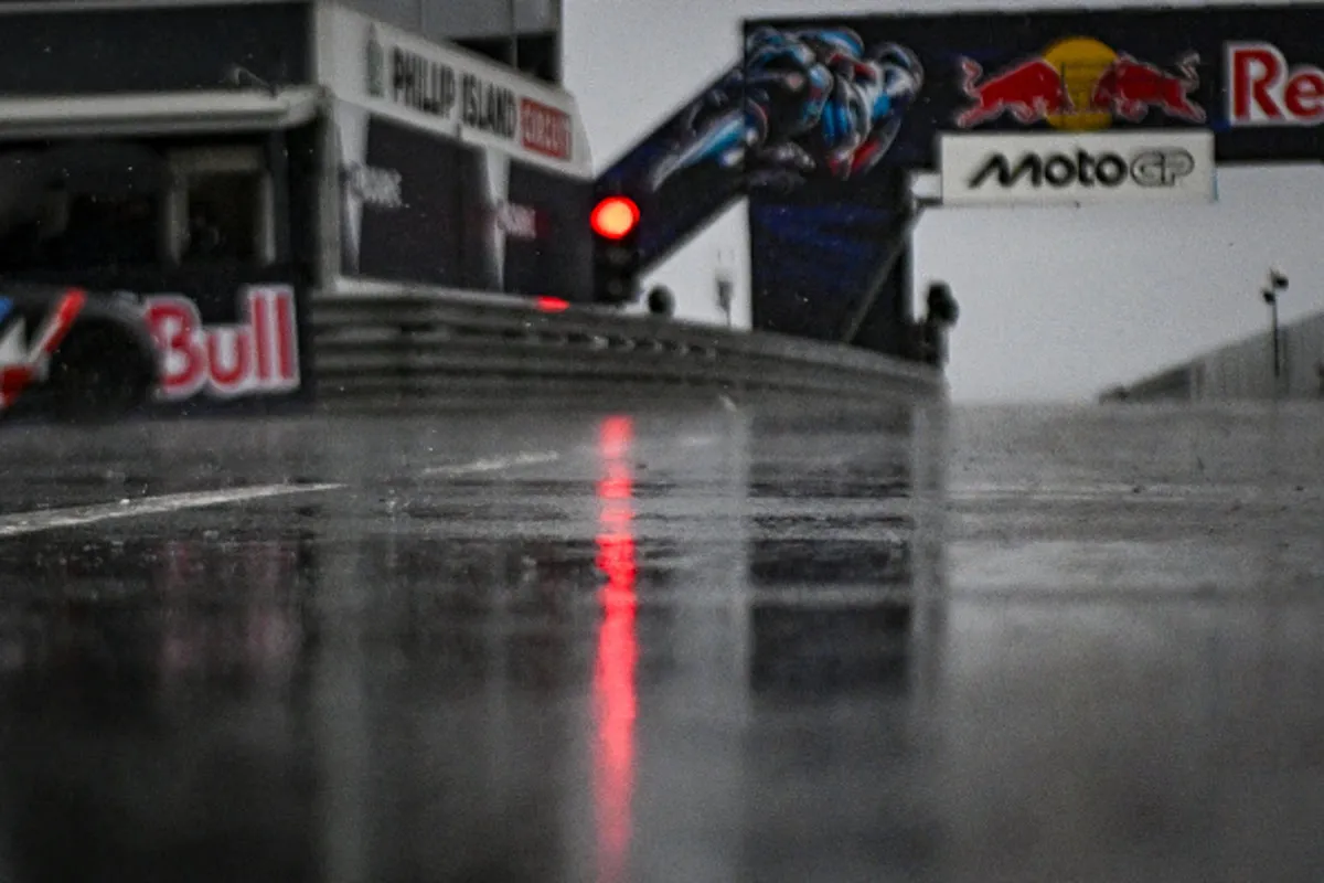 Hujan Deras Guyur Phillip Island, Sesi Warm Up MotoGP Dibatalkan