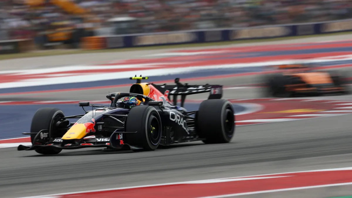 Red Bull Tanggapi Rumor Suplai Mesin F1 untuk Aston Martin