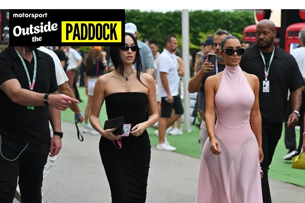 Kim Kardashian Cairkan Suasana dengan Martin Brundle di F1
