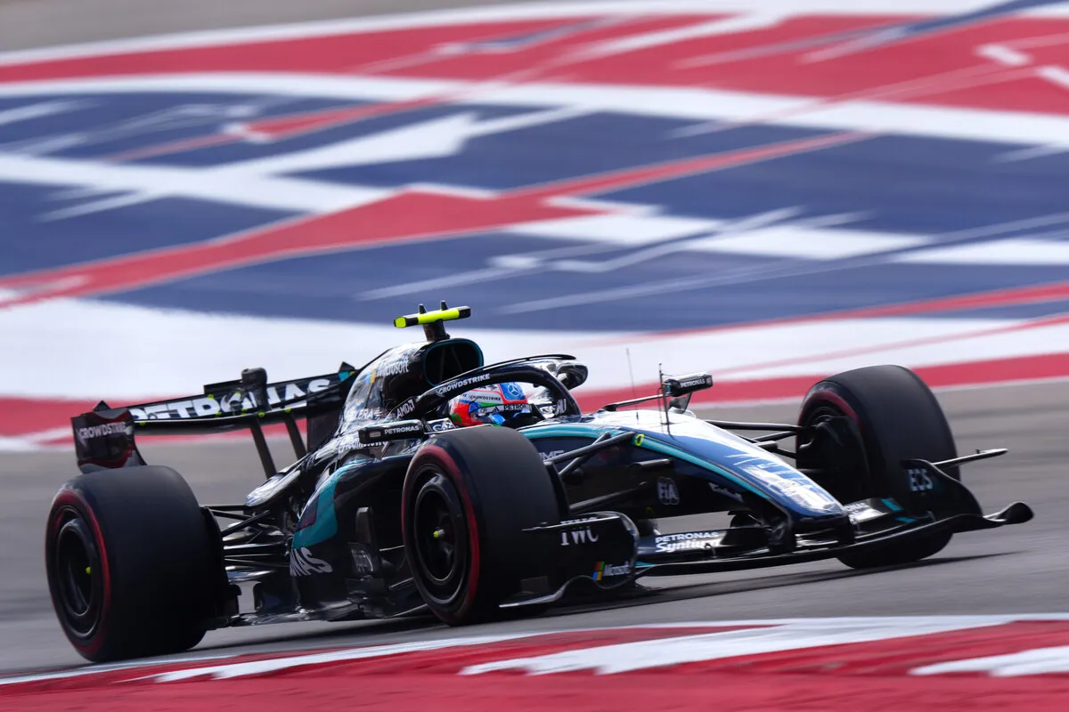 Aksi Spektakuler Antonelli Bawa Mercedes Raih Pole di Austin