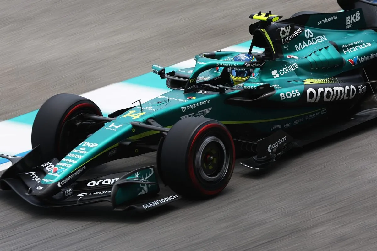 Menyingkap Potensi Pole Position Aston Martin di Balik Problematika Mesin Honda