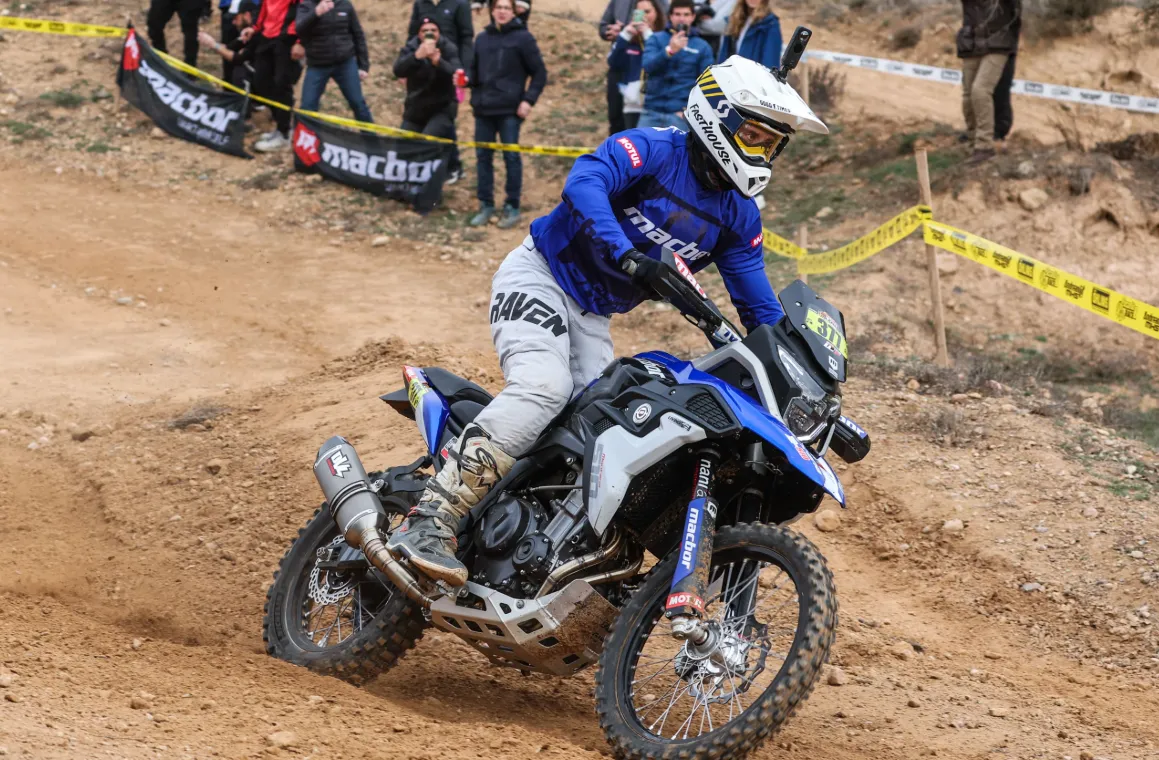 Macbor Siap Debut di Reli Dakar 2027 Bersama Gerard Farres