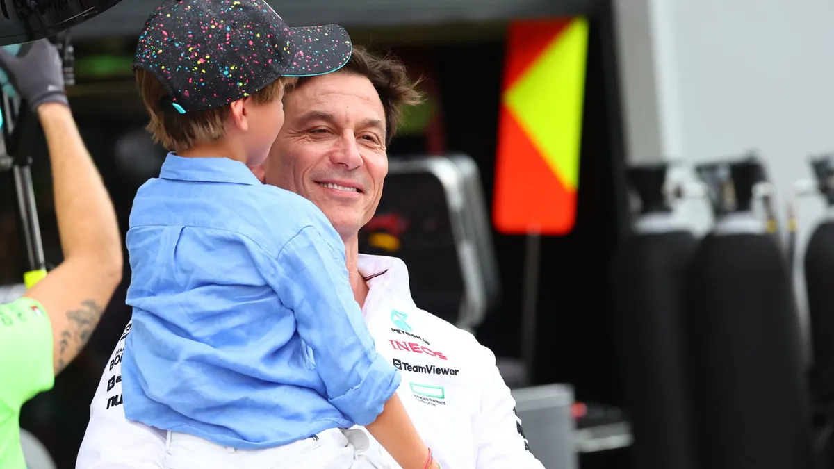 Anak Toto Wolff Selamat dari Kecelakaan Horor Go-Kart di Italia
