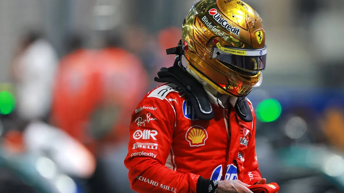 Hamilton Minta Maaf Usai Strategi Blunder di GP Singapura