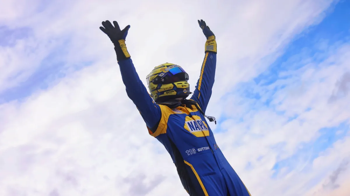Ash Sutton Teken Kontrak Lima Tahun Bersama NAPA Racing UK