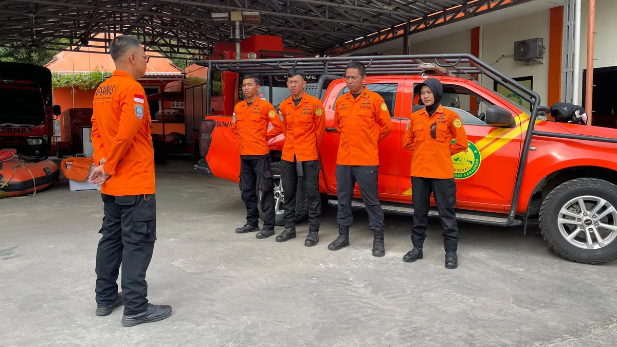 Pencarian Intensif Warga Lebak Tertimbun Longsor Sumur Sedalam 15 Meter
