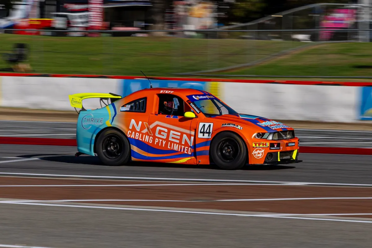 Peraih Medali Olimpiade John Steffensen Ramaikan Aussie Racing Cars Gold Coast