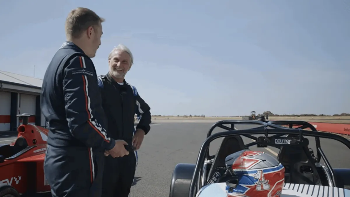 Legenda WorldSBK Carl Fogarty Kembali ke Trek Hadapi Alex Brundle